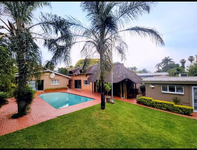 5 BEDROOM HOUSE FOR SALE IN CAPITAL PARK